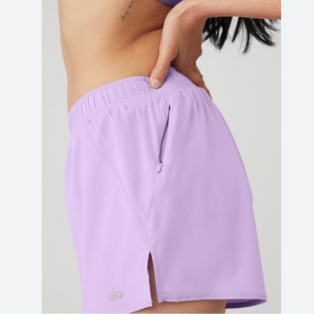 ALO Yoga Women’s Stride Shorts